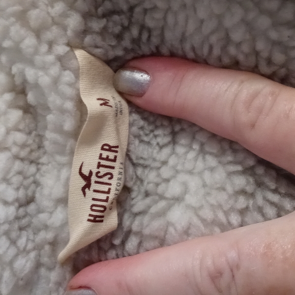 Hollister Sherpa lined Jacket - Picture 8 of 12